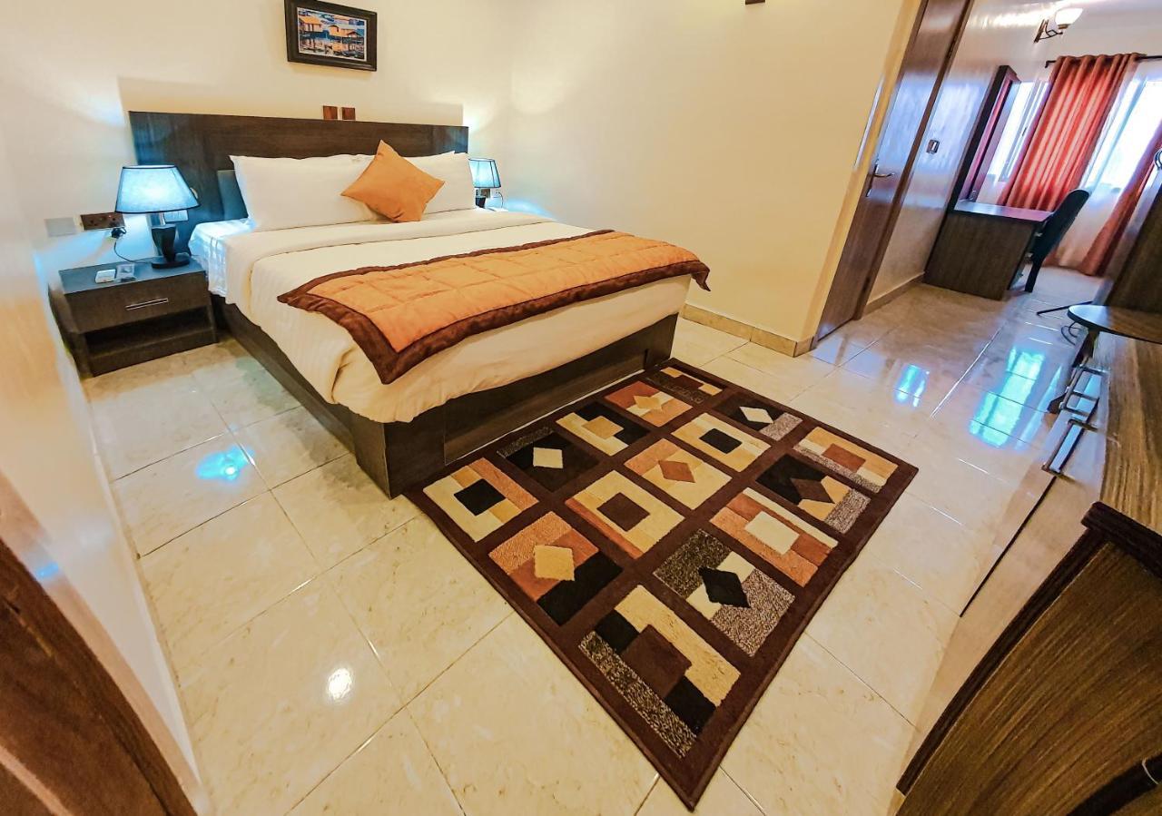 Beni Gold Hotel, Ikoyi ラゴス エクステリア 写真